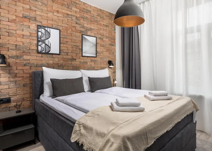 Molo Longo - Central Apartments & Rooms
