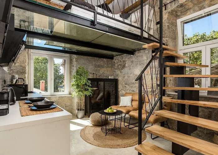 Molo Longo - Central Apartments & Rooms