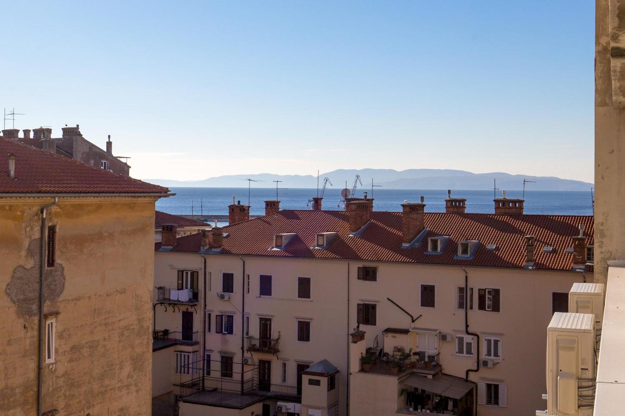 Molo Longo - & Apartment