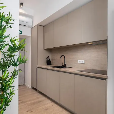Molo Longo - Central Apartments & Rooms Rijeka Exterior photo