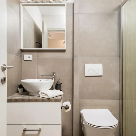 Molo Longo - Central Apartments & Rooms Rijeka Exterior photo