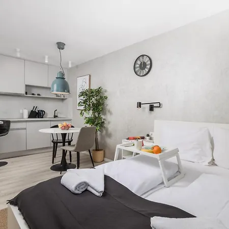 Molo Longo - Central Apartments & Rooms Rijeka Exterior photo