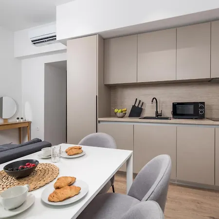 Molo Longo - Central Apartments & Rooms Rijeka Exterior photo