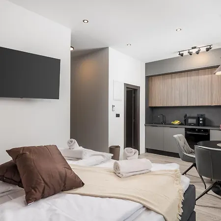 Molo Longo - Central Apartments & Rooms Rijeka Exterior photo